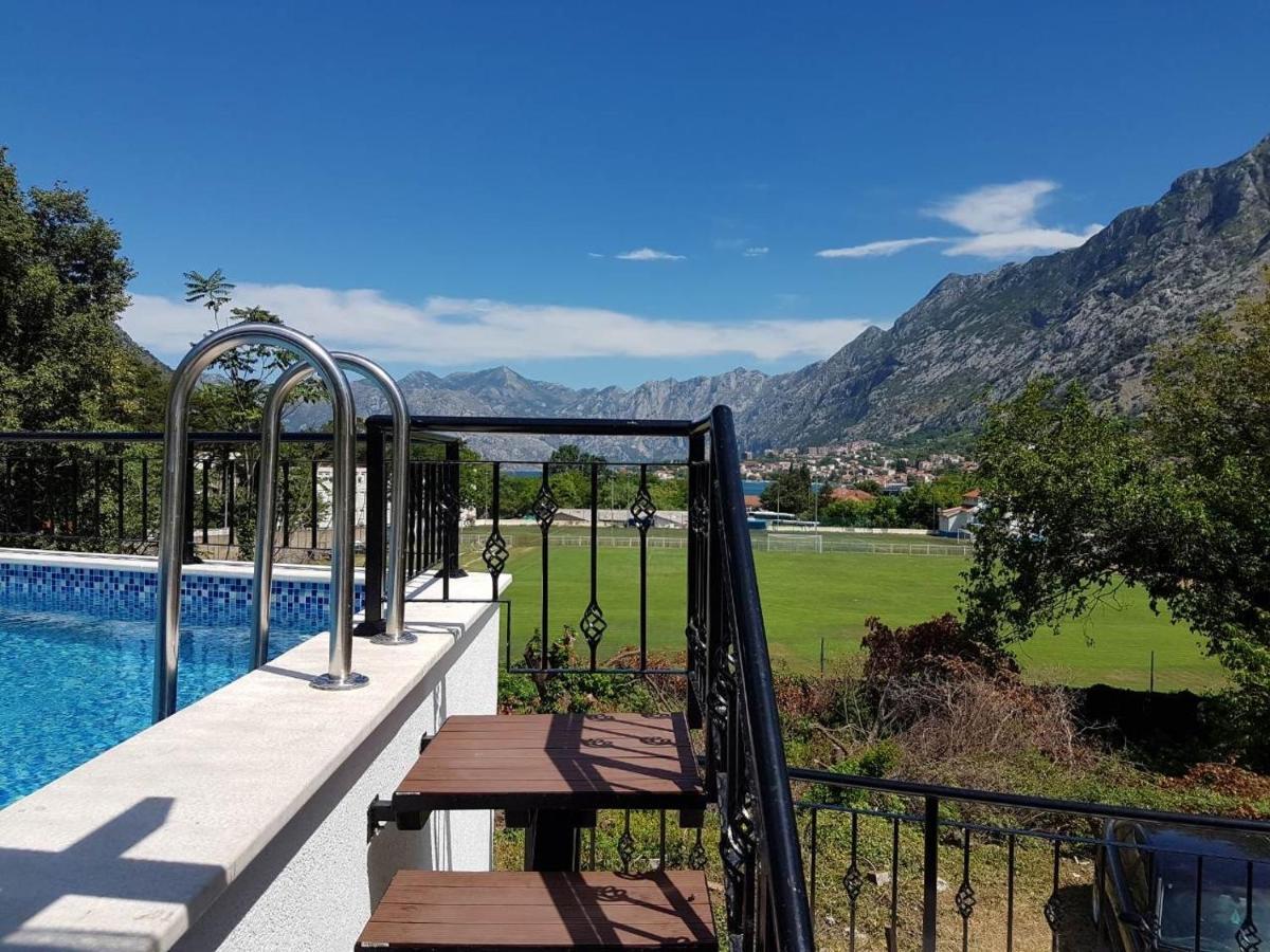 Sunshine Apartment With Private Pool And Parking Kotor Dış mekan fotoğraf