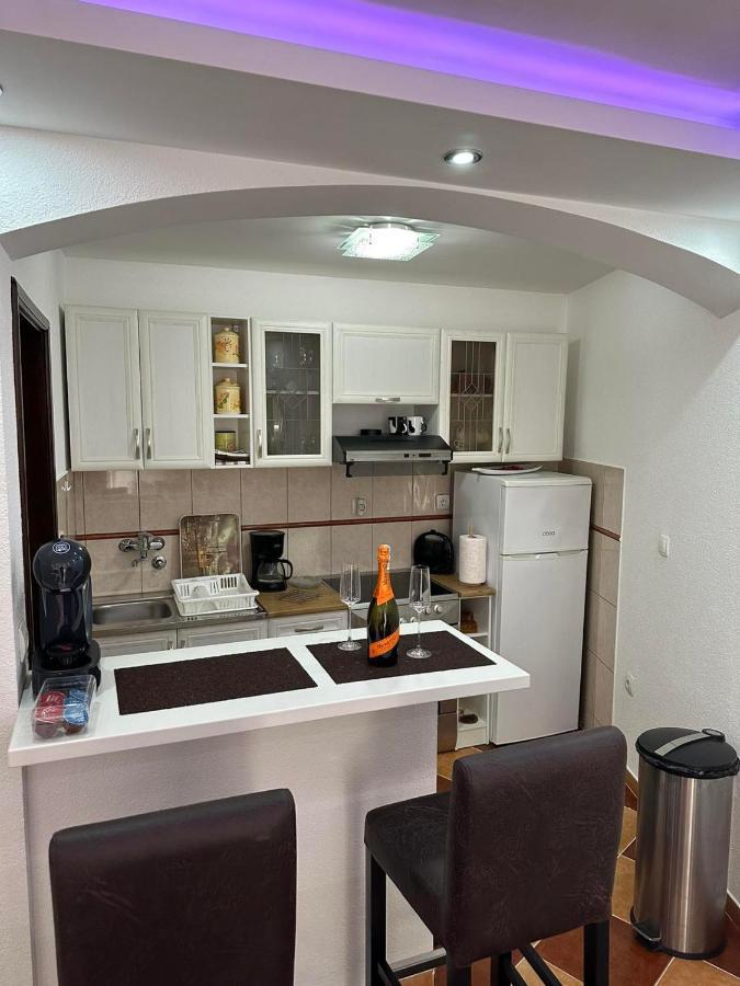 Sunshine Apartment With Private Pool And Parking Kotor Dış mekan fotoğraf