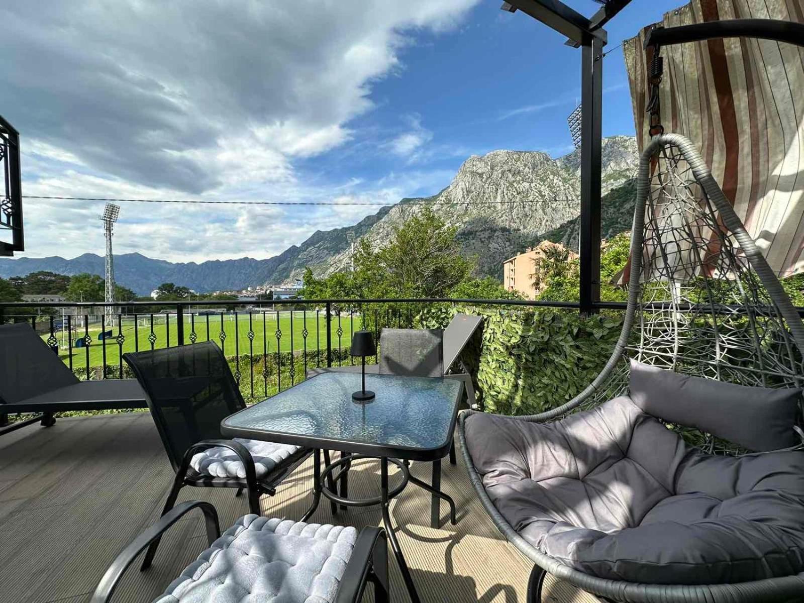 Sunshine Apartment With Private Pool And Parking Kotor Dış mekan fotoğraf
