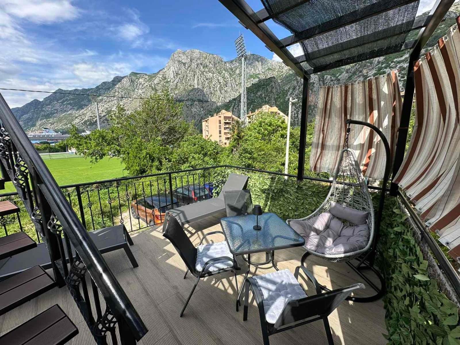 Sunshine Apartment With Private Pool And Parking Kotor Dış mekan fotoğraf